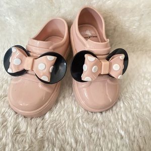 Mini Melissa Minnie Mouse size 6 toddler